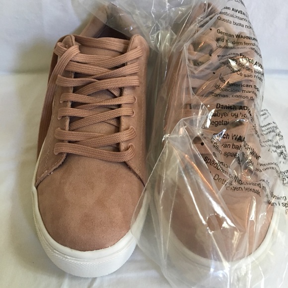 Blush sneakers - Picture 2 of 4